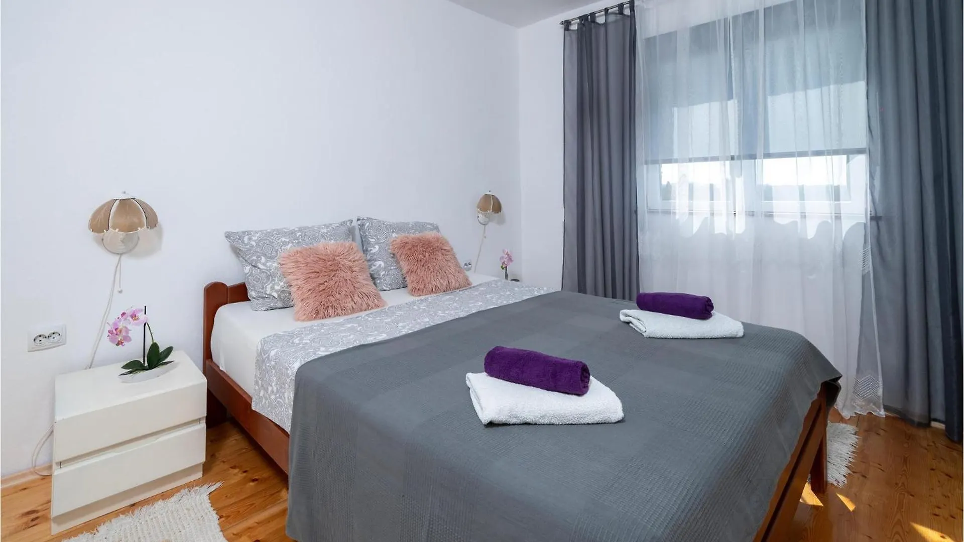 Nice Apartment In Pula With Outdoor Swimming Pool
